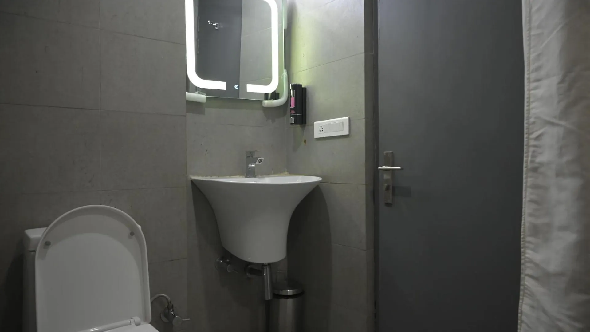 Bed and Breakfast Hayday Stays-Golf Course Road Γκουργκάον Ινδία